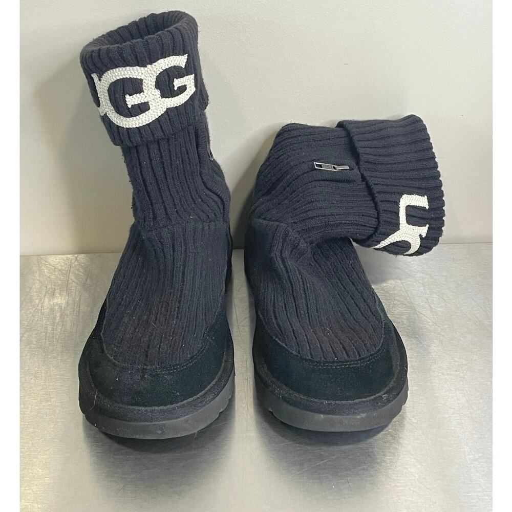 UGG Women’s Black Classic Knit Boots Embroidered Logo Sz 8